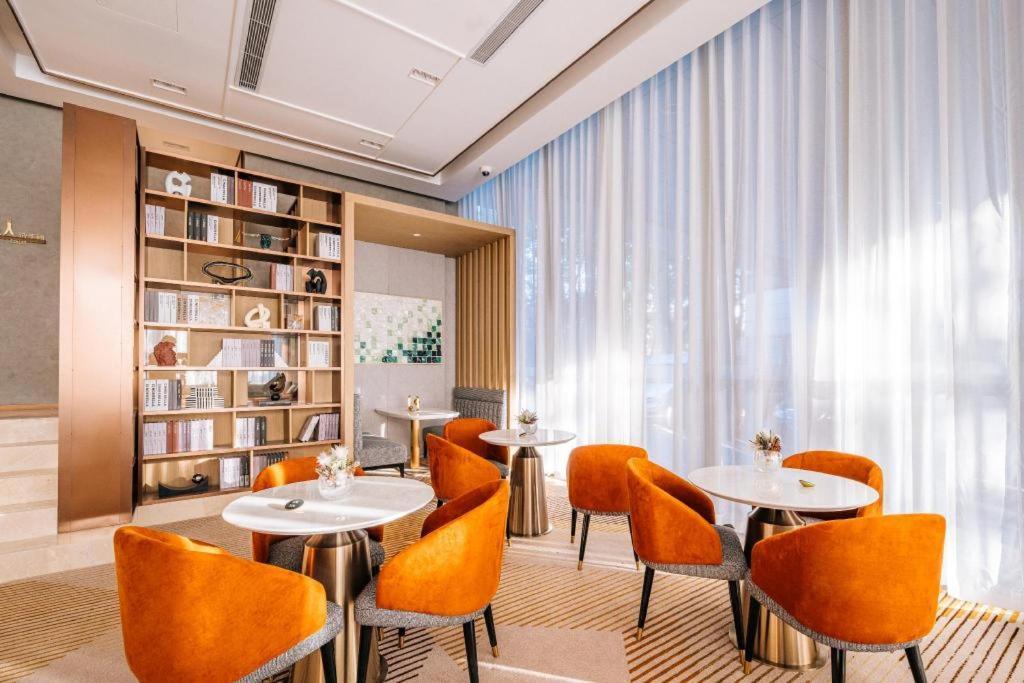 Cypress Garden Hotel Shanghai Buitenkant foto