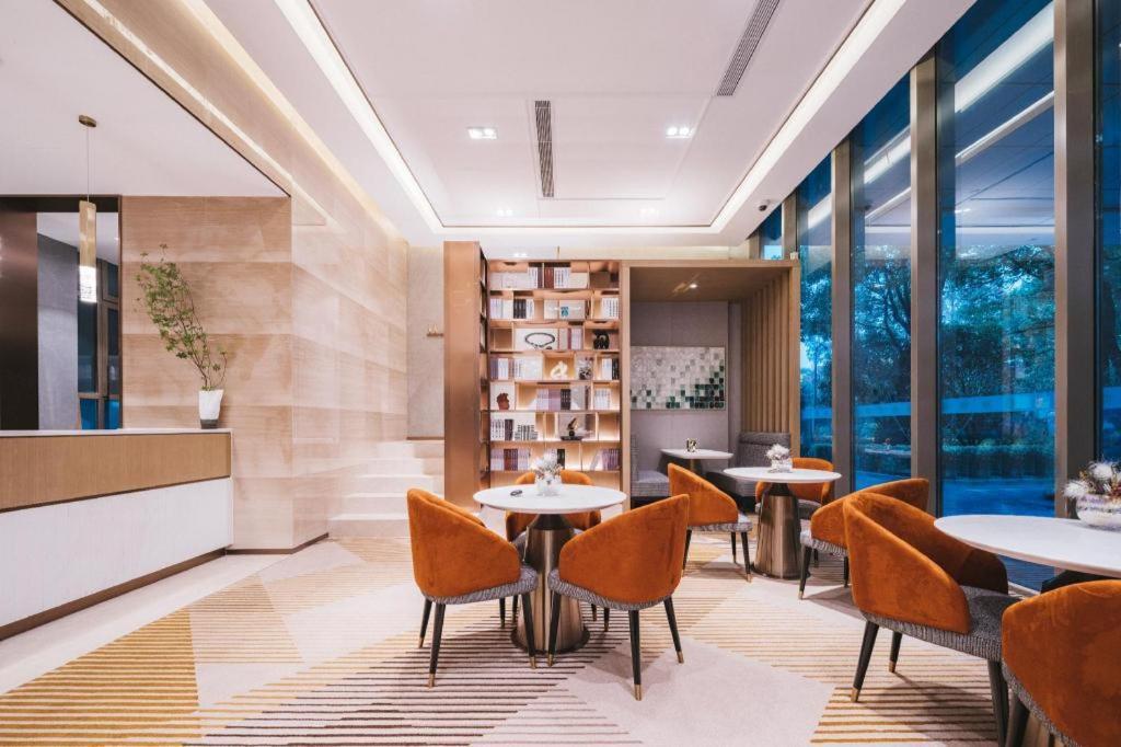 Cypress Garden Hotel Shanghai Buitenkant foto